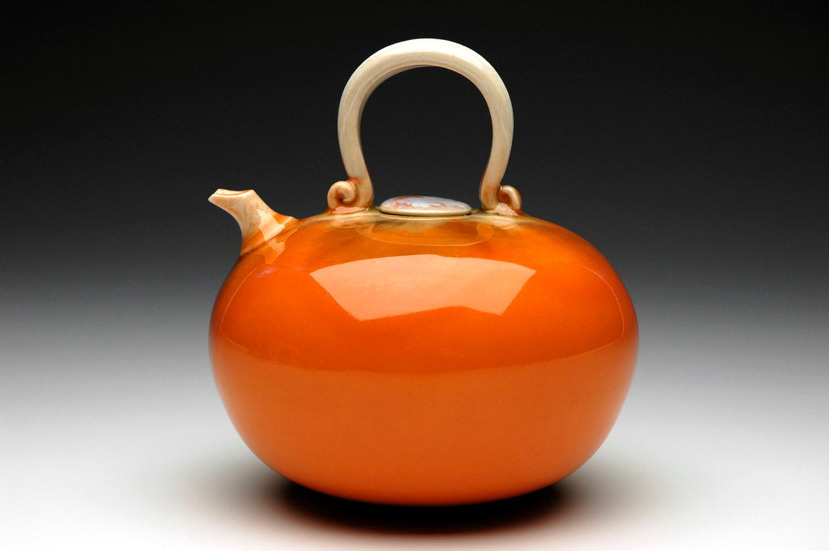 Fong Choo Spinning Earth Pottery